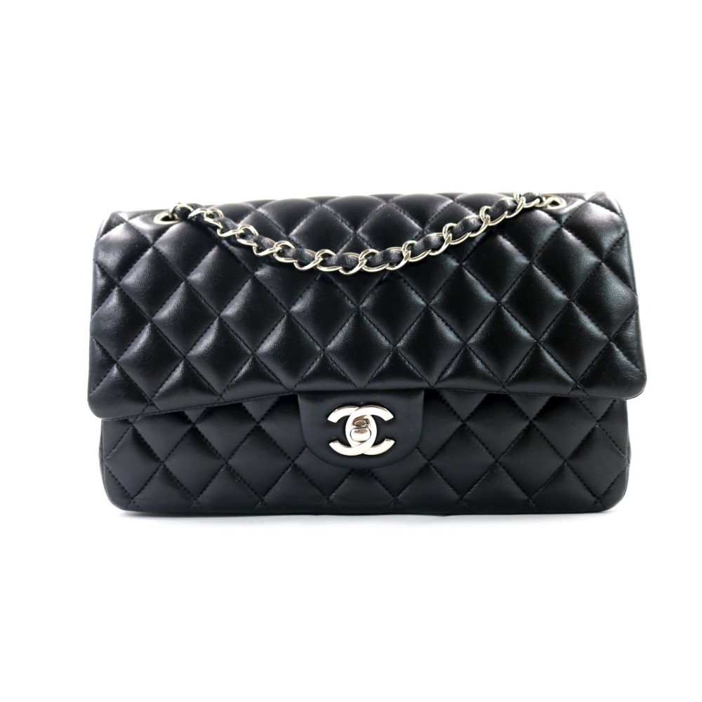 Chanel 11.12 Pelle Nera