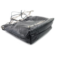 Chanel 22 Pelle Nera