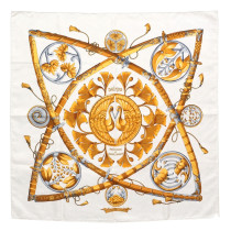 Hermes Foulard "Princes Du Soleil Levant" Seta Avorio e Oro