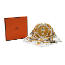 Hermes Foulard "Princes Du Soleil Levant" Seta Avorio e Oro