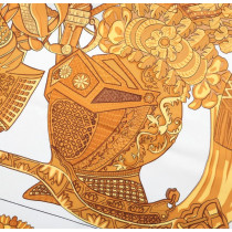 Hermes Foulard "Armets En Panache" Seta Avorio e Oro
