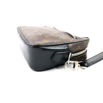Louis Vuitton Kasai Pouch Monogram