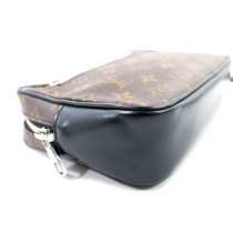 Louis Vuitton Kasai Pouch Monogram