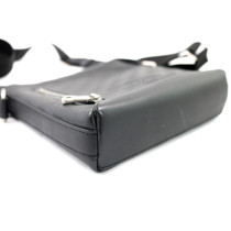 Louis Vuitton Discovery Pelle Nera