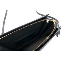 Givenchy Tracollina Pelle Nera