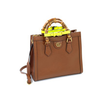 Gucci Diana Pelle Marrone