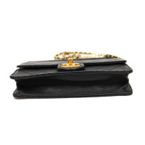 Chanel Borsa piccola con perle