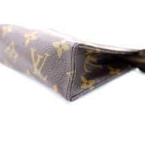 Louis Vuitton Toilette 15 Monogram