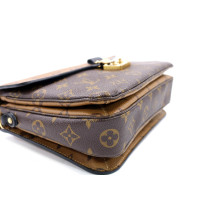Louis Vuitton Metis Reverse Monogram