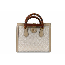 Gucci Diana Pelle Beige