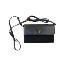 Prada Portafoglio Pelle e Nylon Nero