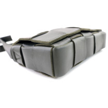 Bottega Veneta Cassette Pelle Verde Oliva