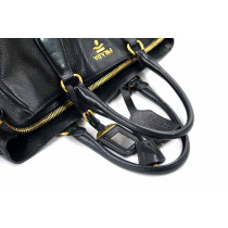 Prada Shopping Pelle Nera