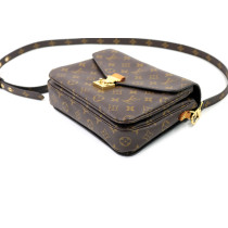 Louis Vuitton Metis Monogram