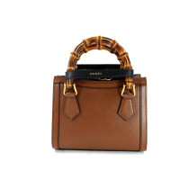 Gucci Diana Pelle Marrone