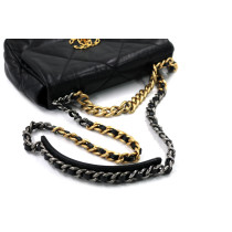 Chanel 19 Small Pelle Nera