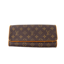 Louis Vuitton Pochette Monogram