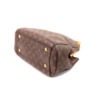 Louis Vuitton Montaigne Monogram