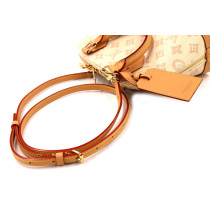 Louis Vuitton Alma Tela Beige