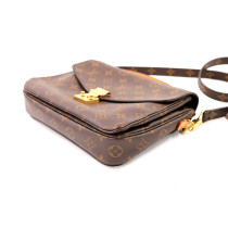 Louis Vuitton Metis Monogram