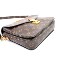Louis Vuitton Metis Monogram