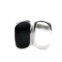 Balenciaga Ciabatta Gomma Bianca e Nera