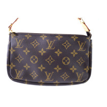 Louis Vuitton Pochette Accessoires Monogram