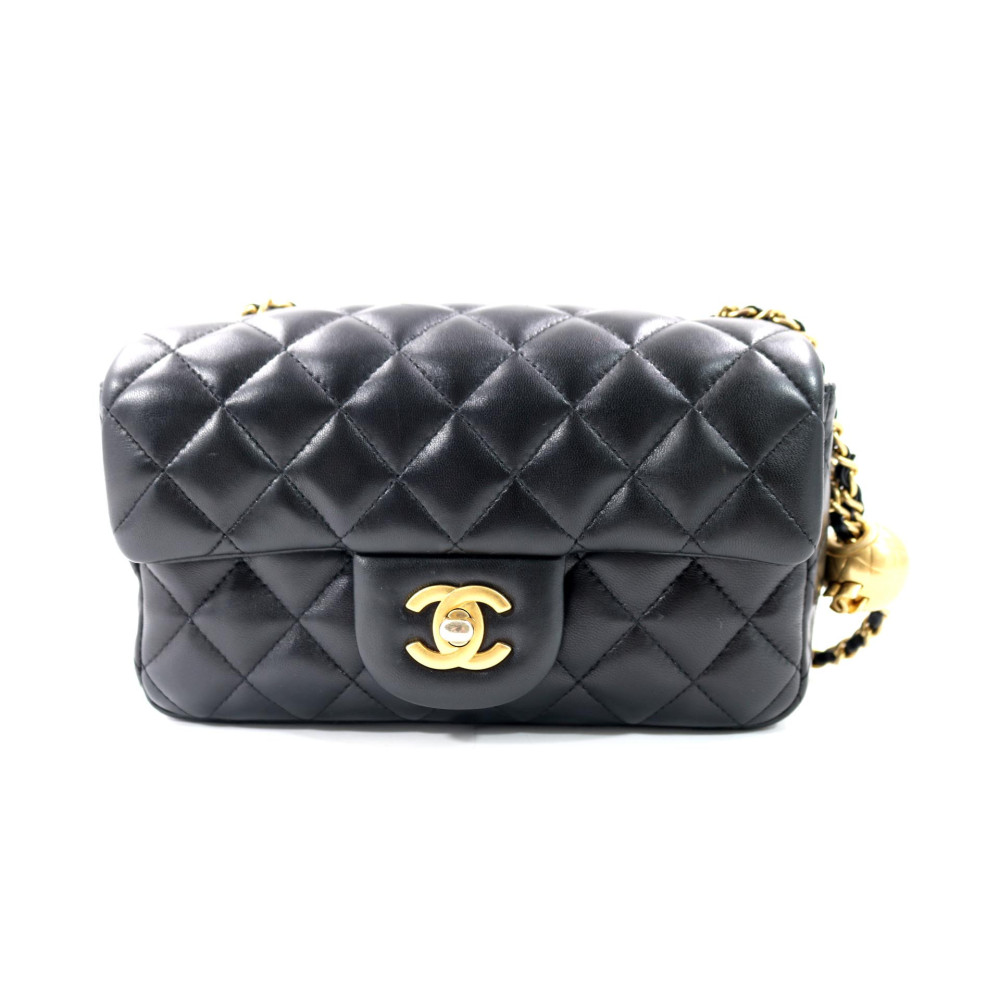 Chanel Rectangular Pelle Nera