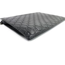 Gucci Pochette Pouch Emblem Pelle Nera