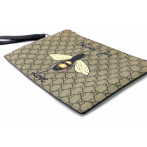 Gucci Pochette GG Beige