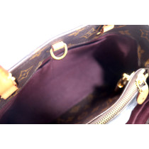 Louis Vuitton Montaigne BB Monogram