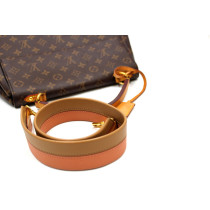 Louis Vuitton Cluny MM Monogram