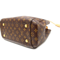 Louis Vuitton Montaigne MM Monogram