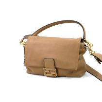 Fendi Baguette Pelle Beige