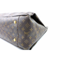 Louis Vuitton Artsy GM Monogram