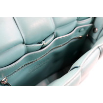 Bottega Veneta Cassette Padded Pelle Petrolio