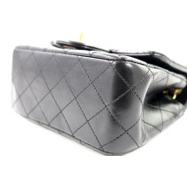 Chanel Classic Flap Mini Square Pelle Nera