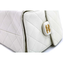 Chanel 25 Pelle Bianca