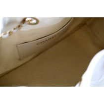 Chanel 25 Pelle Bianca