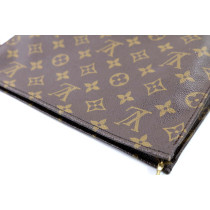 Louis Vuitton Pochette Toilette Monogram