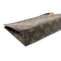 Louis Vuitton Pochette Toilette Monogram