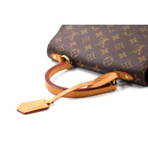 Louis Vuitton Cluny BB Monogram
