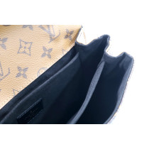 Louis Vuitton Metis Reverse Monogram