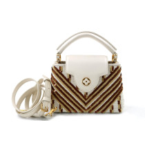 Louis Vuitton Capucines Pelle e Paillettes Bianco