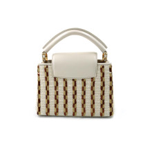 Louis Vuitton Capucines Pelle e Paillettes Bianco