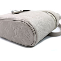 Louis Vuitton Vanity Chain Pouch Pelle Beige
