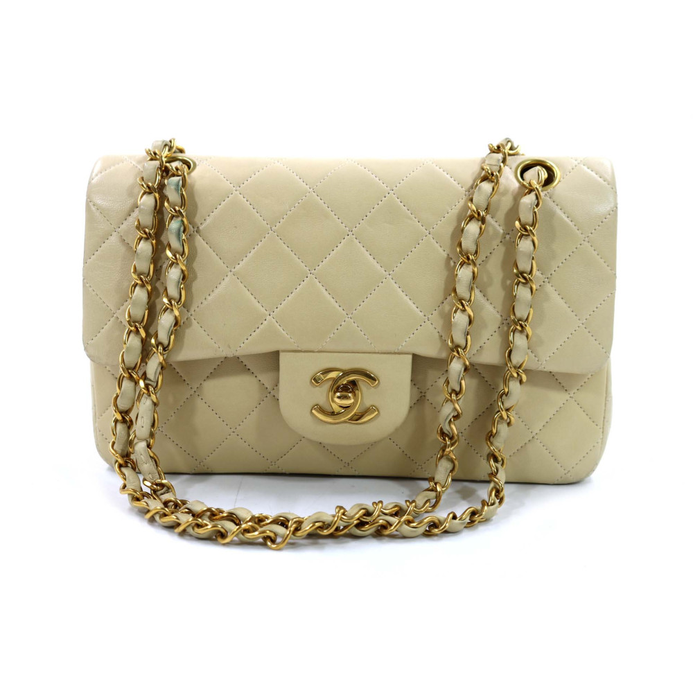 Chanel Classic Pelle Beige