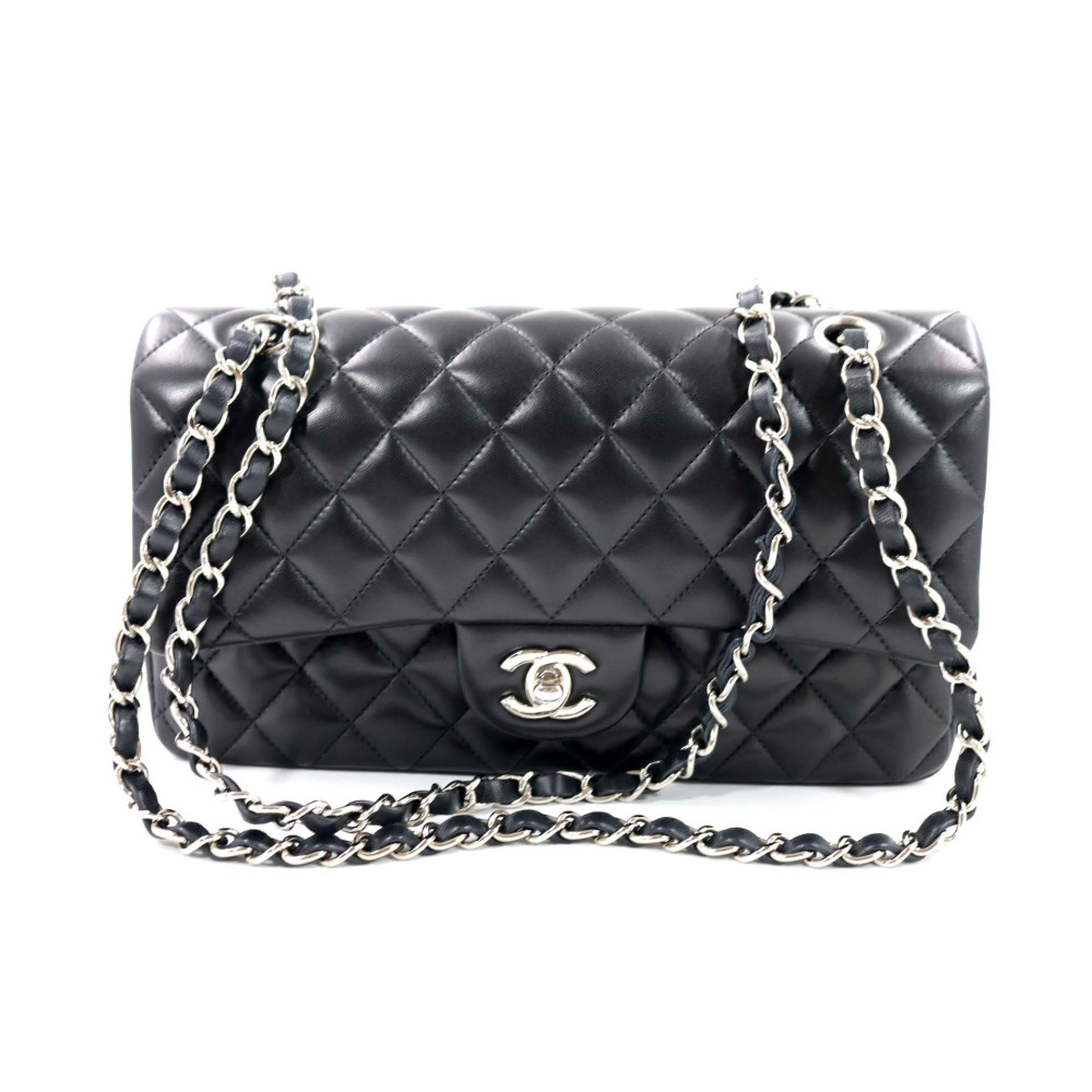 Chanel 11.12 Medium Pelle d'Agnello Nero