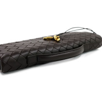 Bottega Veneta Andiamo Clutch Pelle Marrone