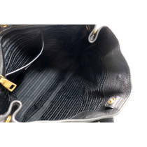 Prada Shopping Pelle Nera